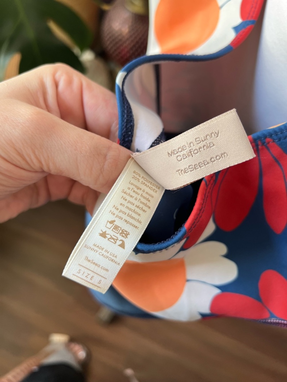 SEEA Lido Floral One Piece Surf Suit Swimsuit Size Small - Picture 6 of 7